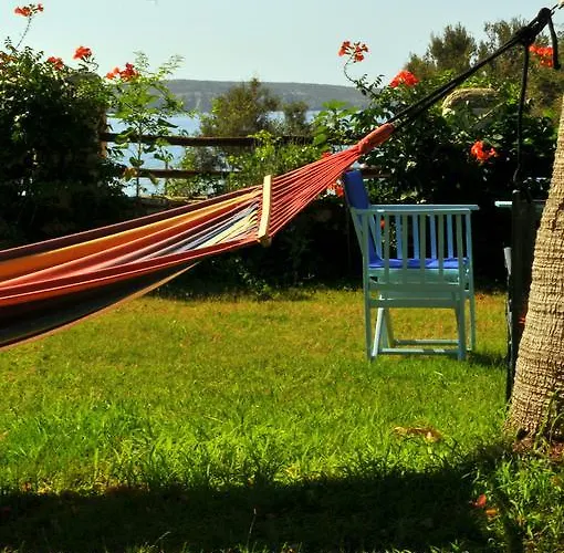 尼克勒塔一室公寓酒店 *